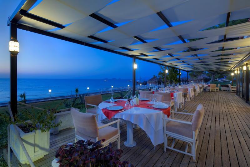 Готель Fun And Sun Club Saphire Текірова Екстер'єр фото