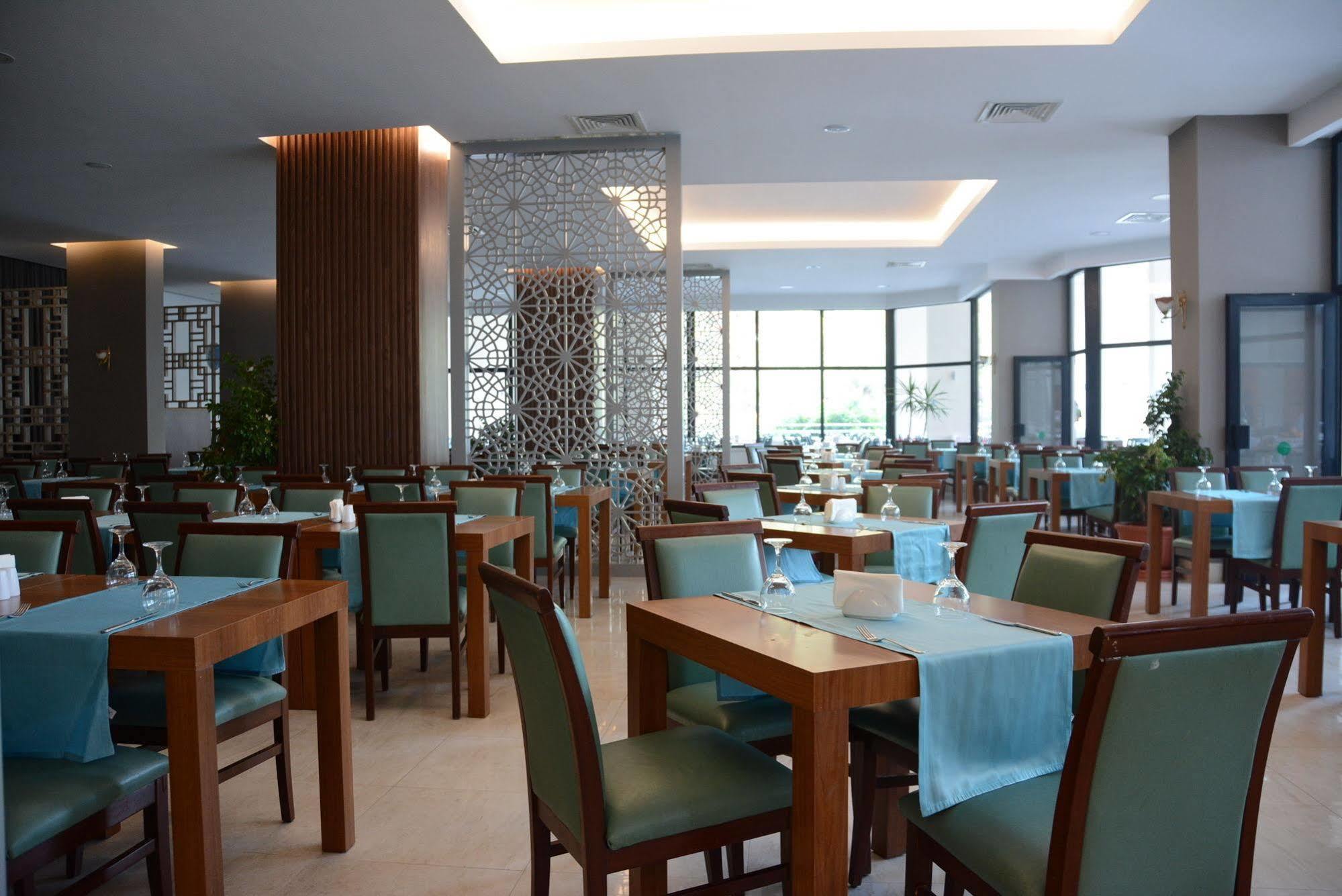 Готель Fun And Sun Club Saphire Текірова Екстер'єр фото